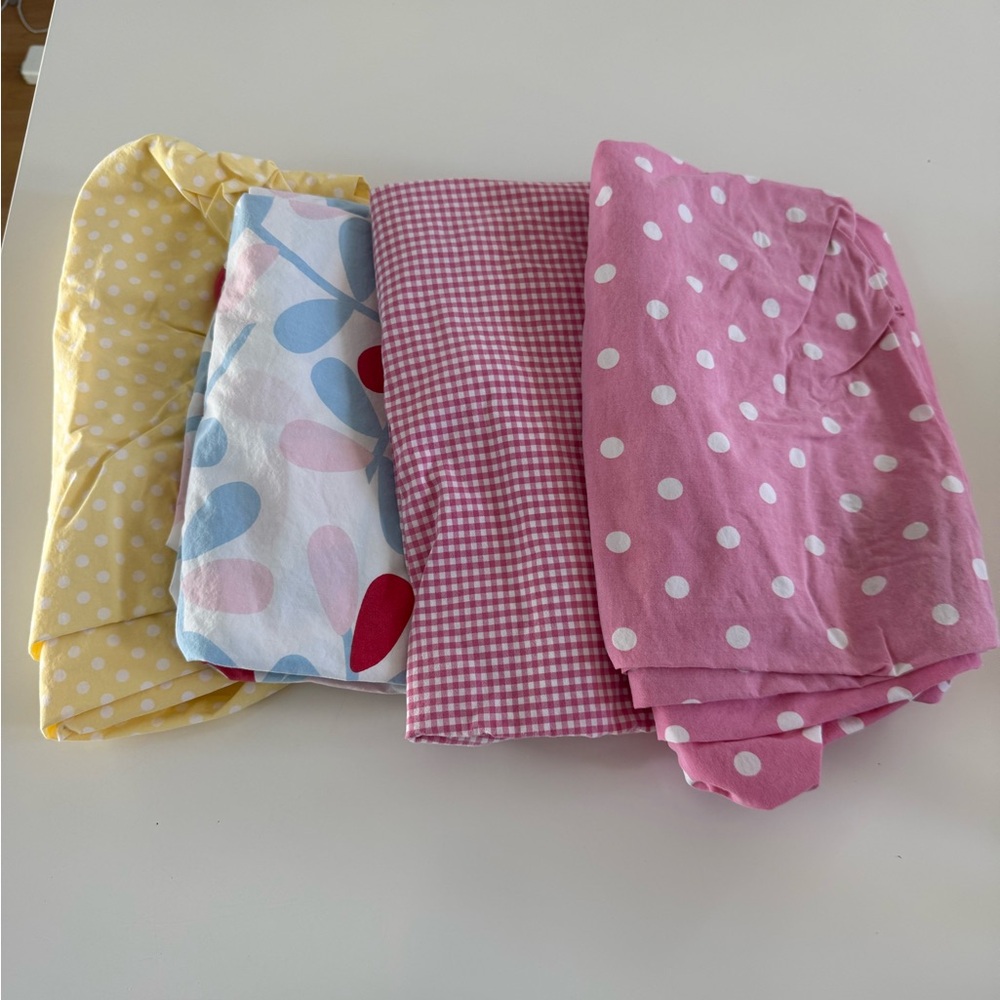 Pottery Barn Set: Crib Sheets
